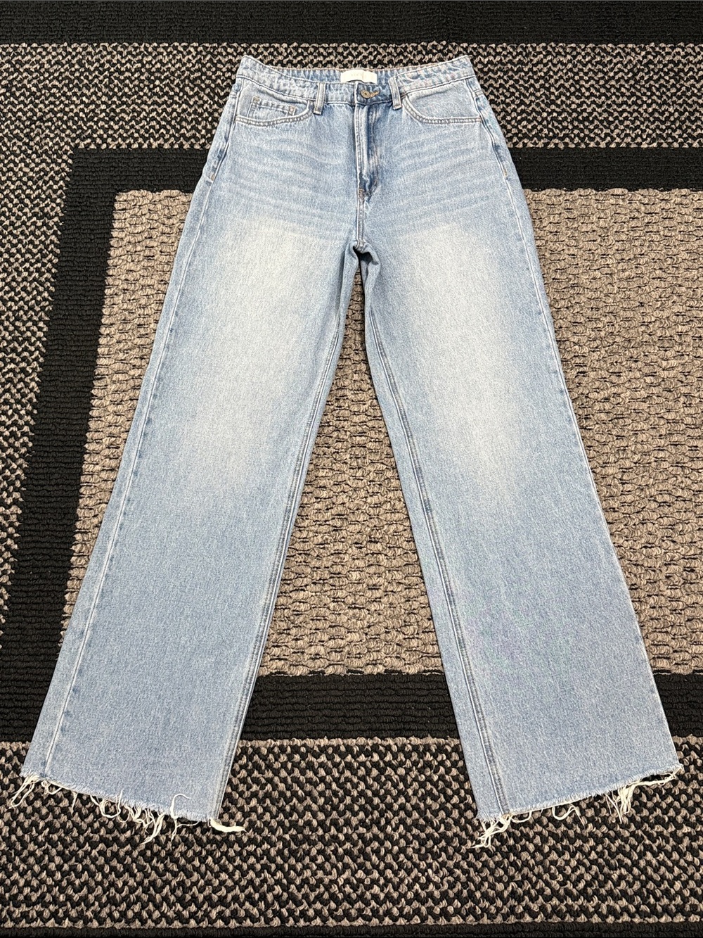 VERVET Refunded 90s Vintage Loose Jeans Sz 28 High Rise Light Wash Raw Hem
